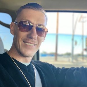 Meet your Posher, Ronald